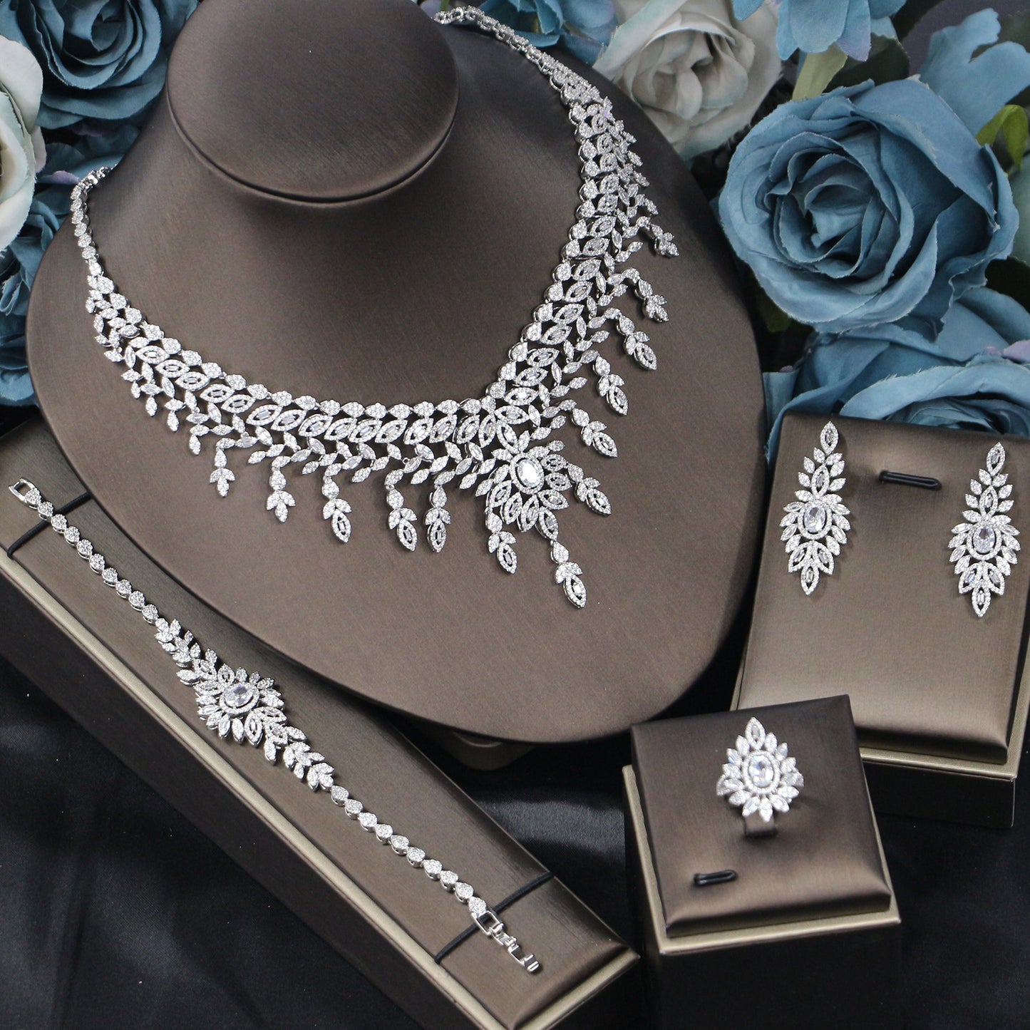 Four-piece Jewelry Set