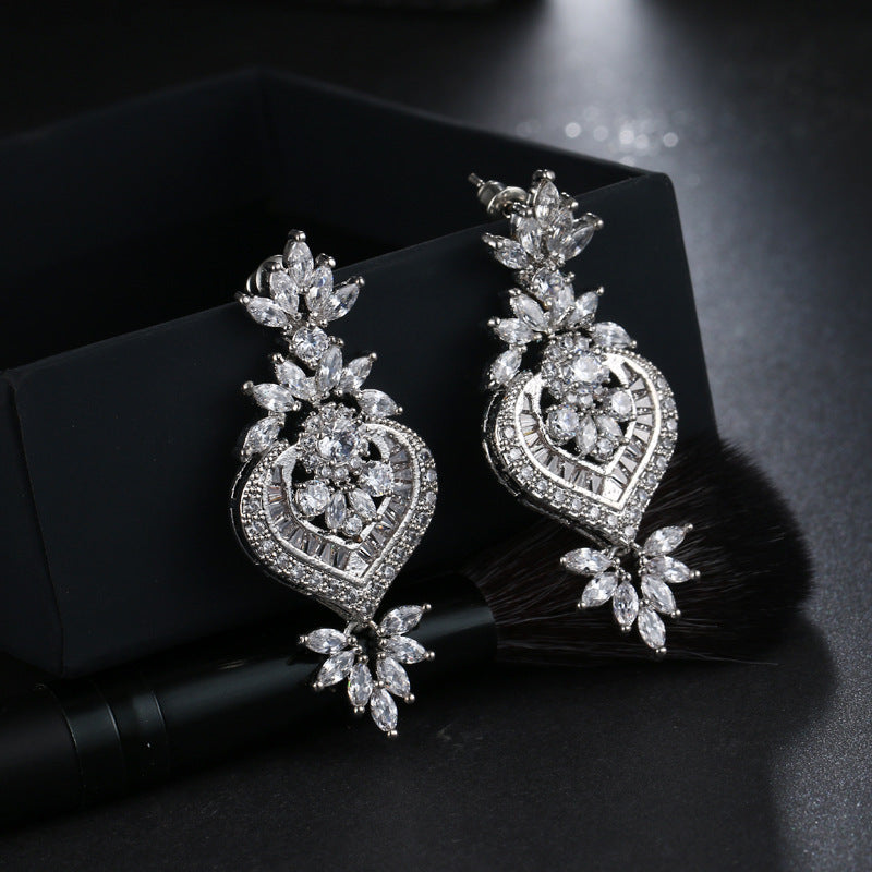 Flower drop earrings